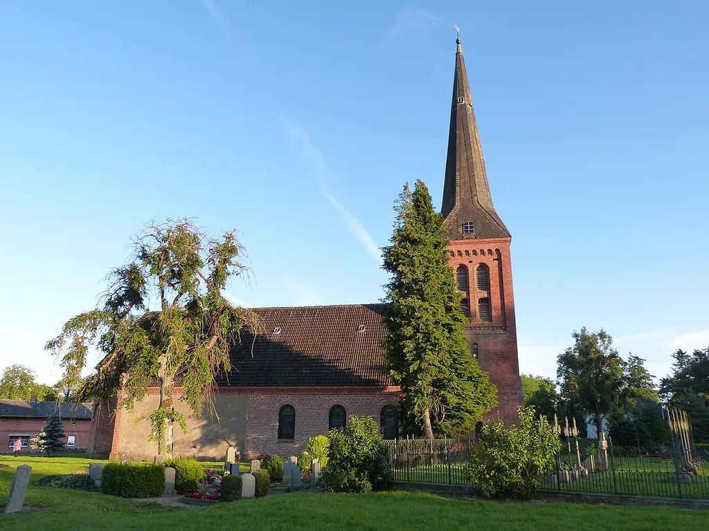 Kirche in Gültz, Nordseite