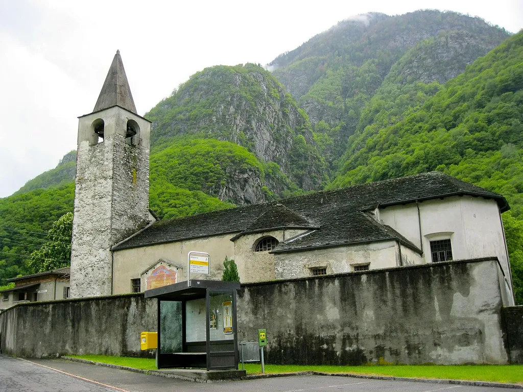 Chiesa di San Vittore il Moro a Moleno