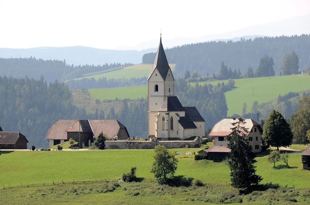 Parish church Saint Martin with cemetery in Krassnitz, municipality Straßburg, district Sankt Veit an der Glan, Carinthia, Austria, EU