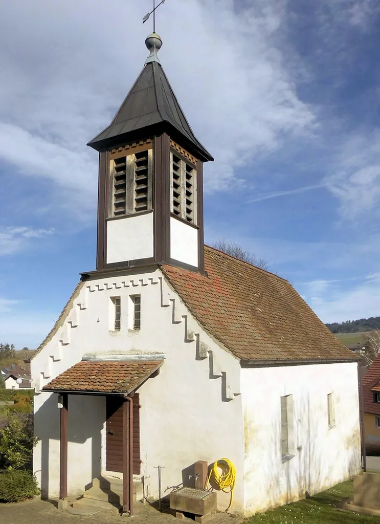 Südwestseite der evangelischen Kirche in Zunzingen