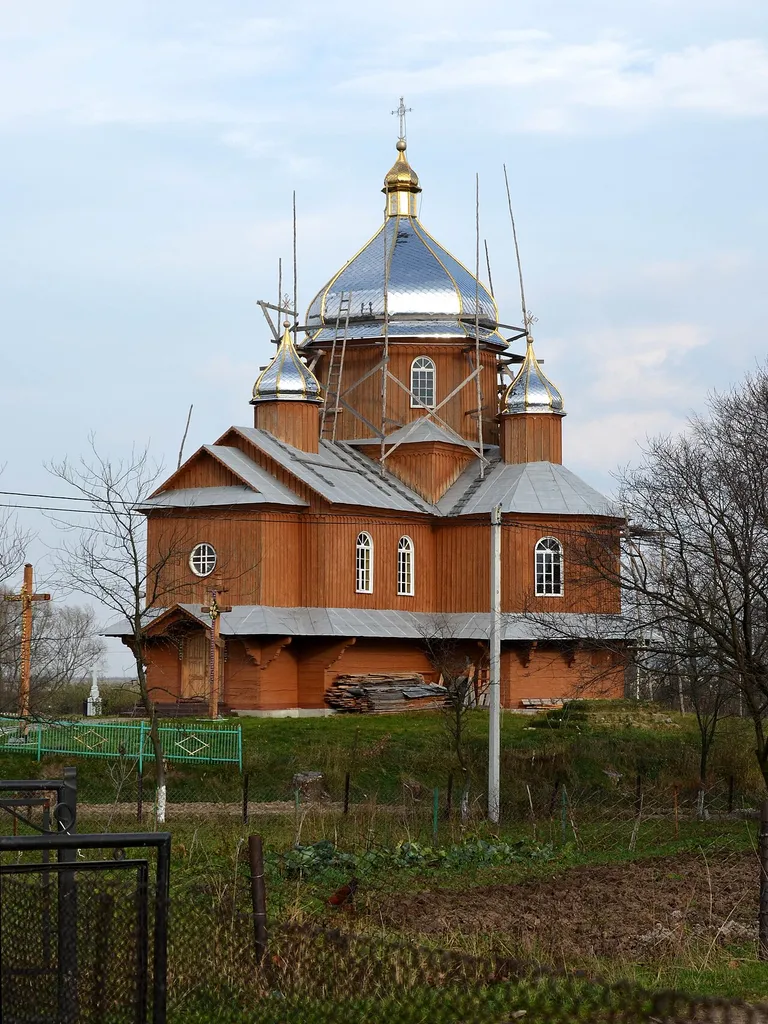 Церква святого Івана Хрестителя в селі Довголука Стрийського району Львівської області.