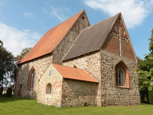 Dorfkirche Stoltenhagen