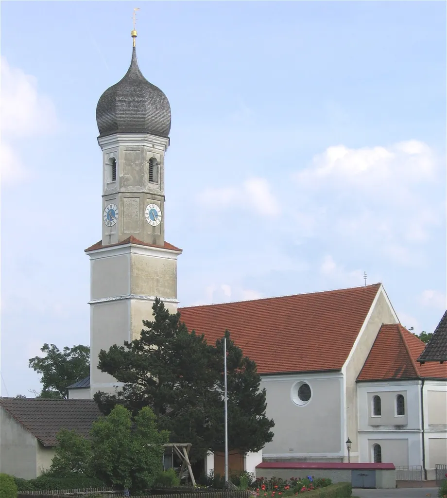 Steinkirchen (Aßling), view of St Martin's Subsidiary Church from north-west.