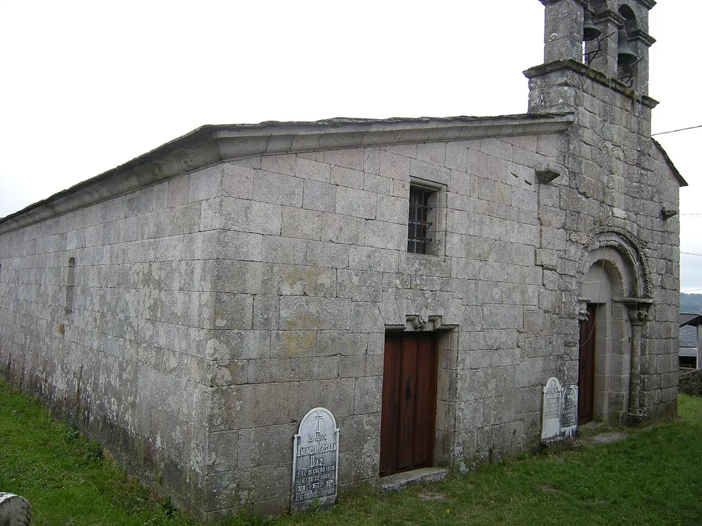 Iglesia de San Xulián de Chorente