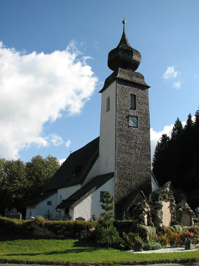 Kath. Pfarrkirche hl. Petrus und Paulus