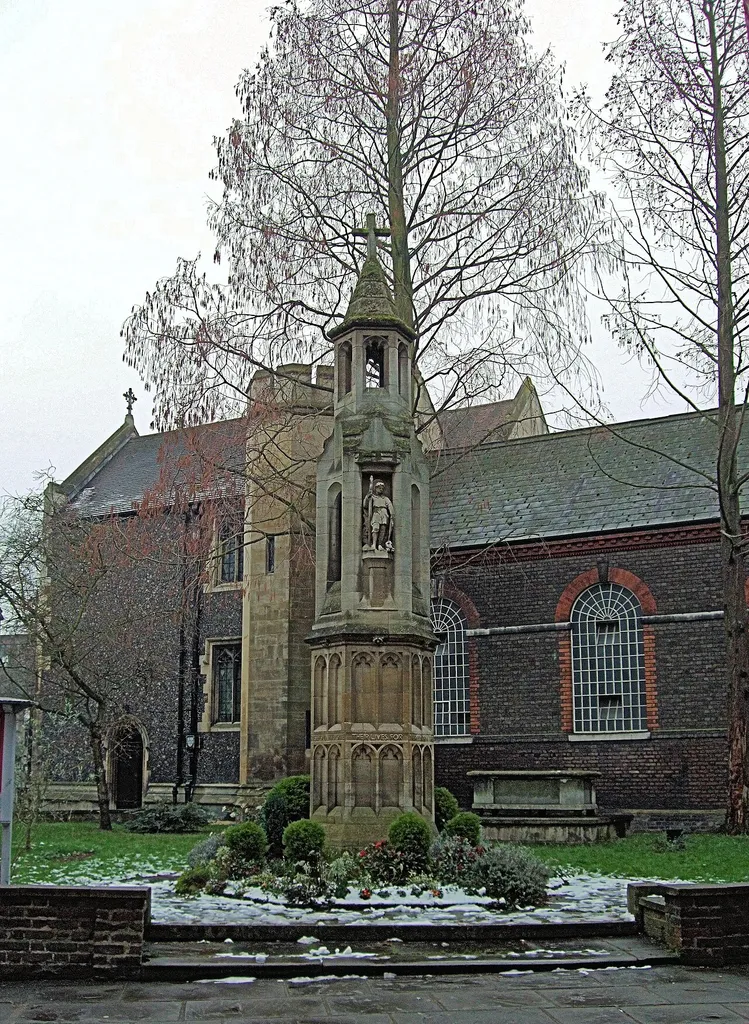 War Memorial, St Mary Magdalene Churchyard, Richmond - London.