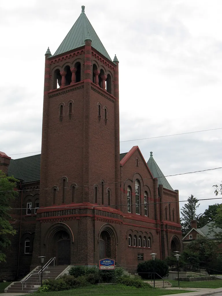 Knox Presbyterian Church in Woodstock, Ontario.