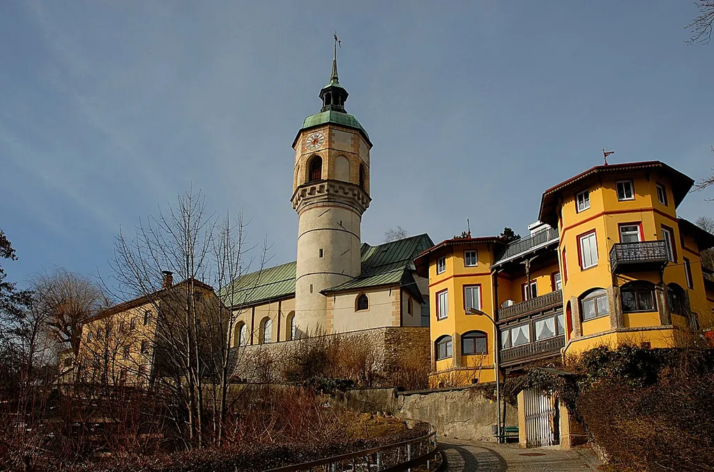 This media shows the remarkable cultural object in the Austrian state of Tyrol listed by the Tyrolean Art Cadastre with the ID 127451. (on tirisMaps, pdf, Fotoarchiv Tiroler Kunstkataster, more images on Commons, Wikidata)