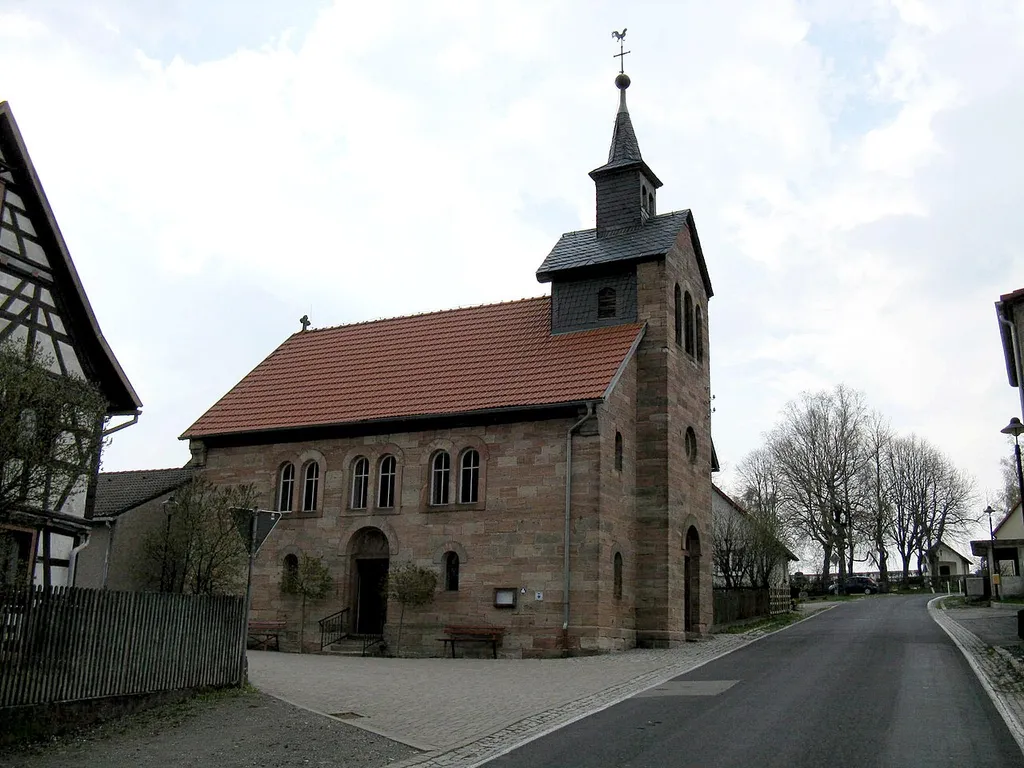 Birx, neuromanische Kirche von 1870