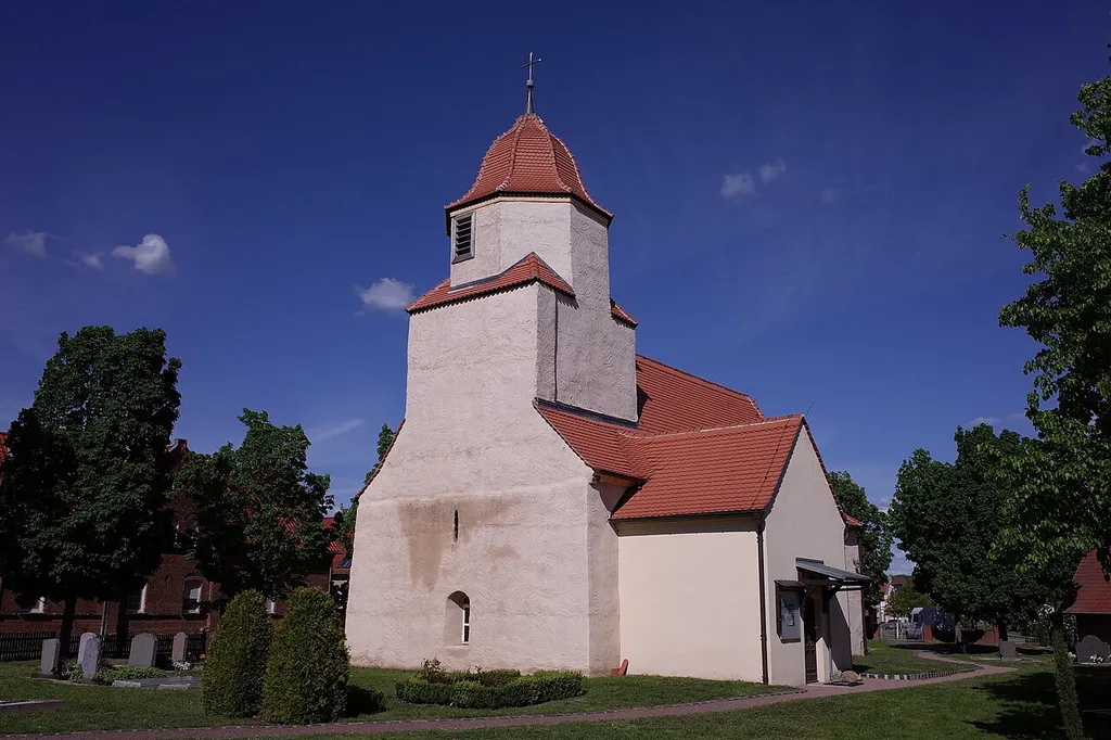 Bitterfeld-Wolfen, Kirche im Ortsteil Reuden