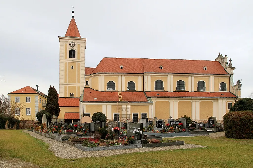 Pfarrkirche (ehemalige Stiftskirche) hl. Andreas in St. Andrä an der Traisen, ein Ortsteil der niederösterreichischen Stadt Herzogenburg.
