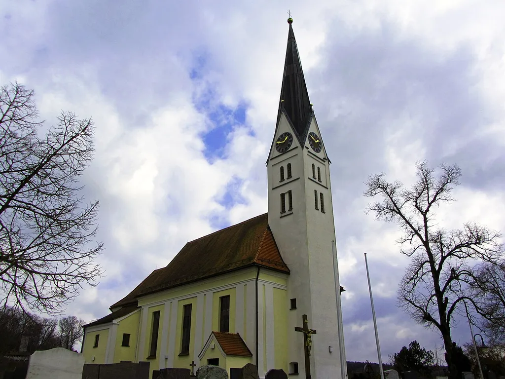 Denkmal Aktennr. D-7-71-162-1 Kirche von Aussen