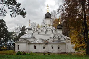 Saint Michael's Church (Arkhangelskoye, Krasnogorsk Urban Okrug of Moscow Oblast)