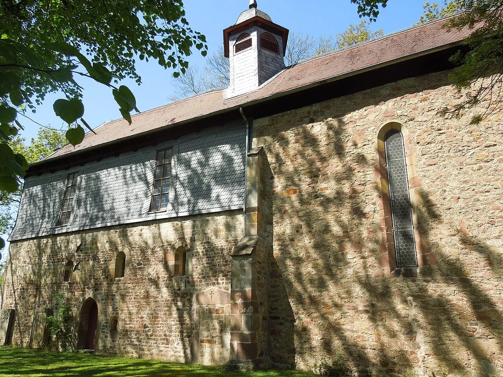 Die Fraumünsterkirche am Ostrand von Fritzlar