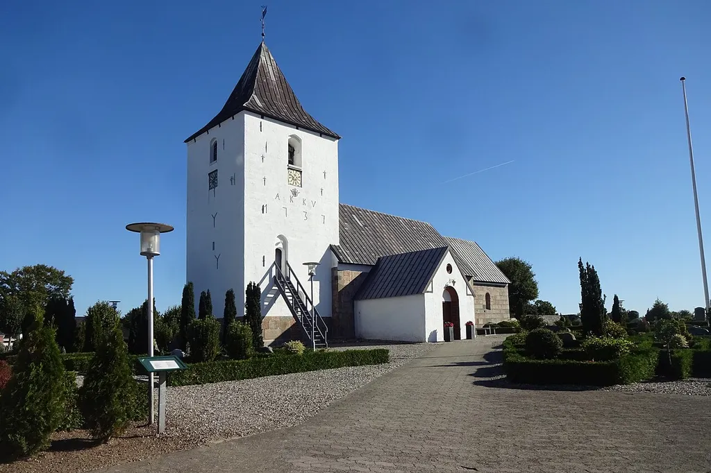 Skals er en by i Midtjylland. Byen hører til Viborg Kommune