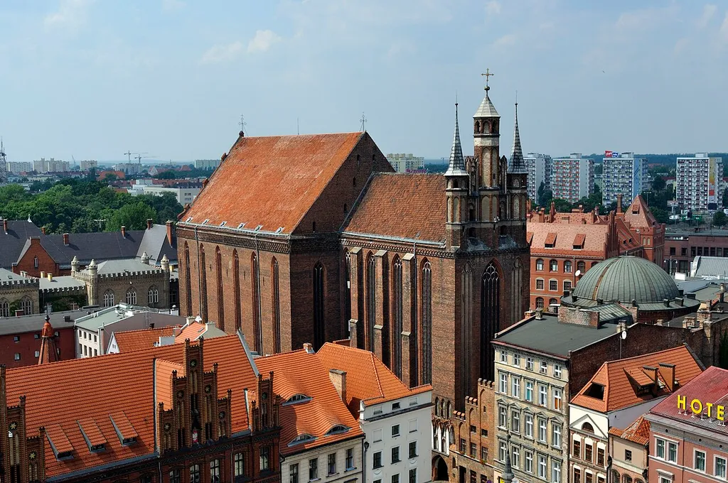 Picture taken in w:Toruń after Wikimania 2010 conference.