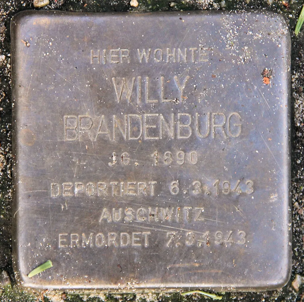 "Stolperstein" (stumbling block), Willy Brandenburg, Rolandstraße 4, Berlin-Schlachtensee, Germany