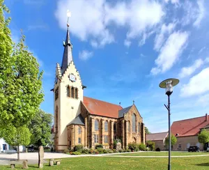 Johannes-der-Täufer-Kirche