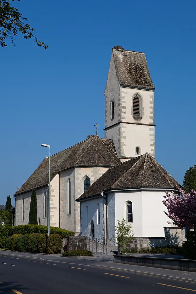 Katholische Friedhofkirche Hl. Kreuz mit Kapelle (um 1500) in Uznach SG