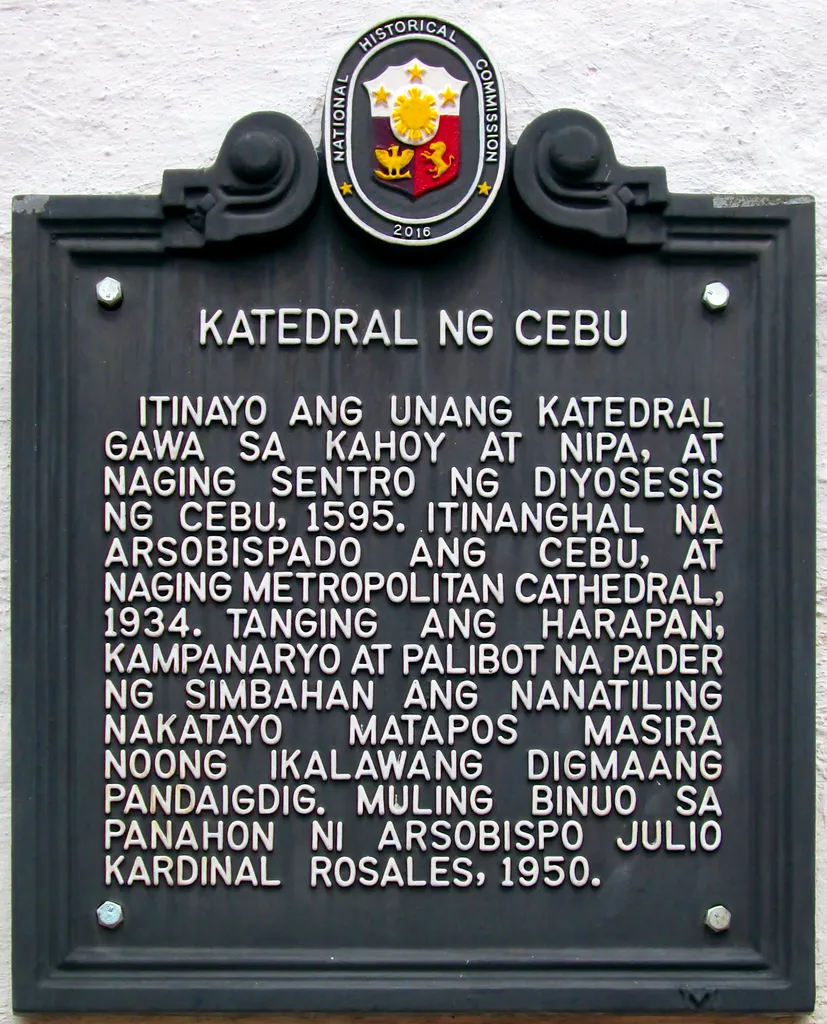 Historical marker created by the National Historical Commission of the Philippines in 2016 to commemorate the Cebu Metropolitan Cathedral