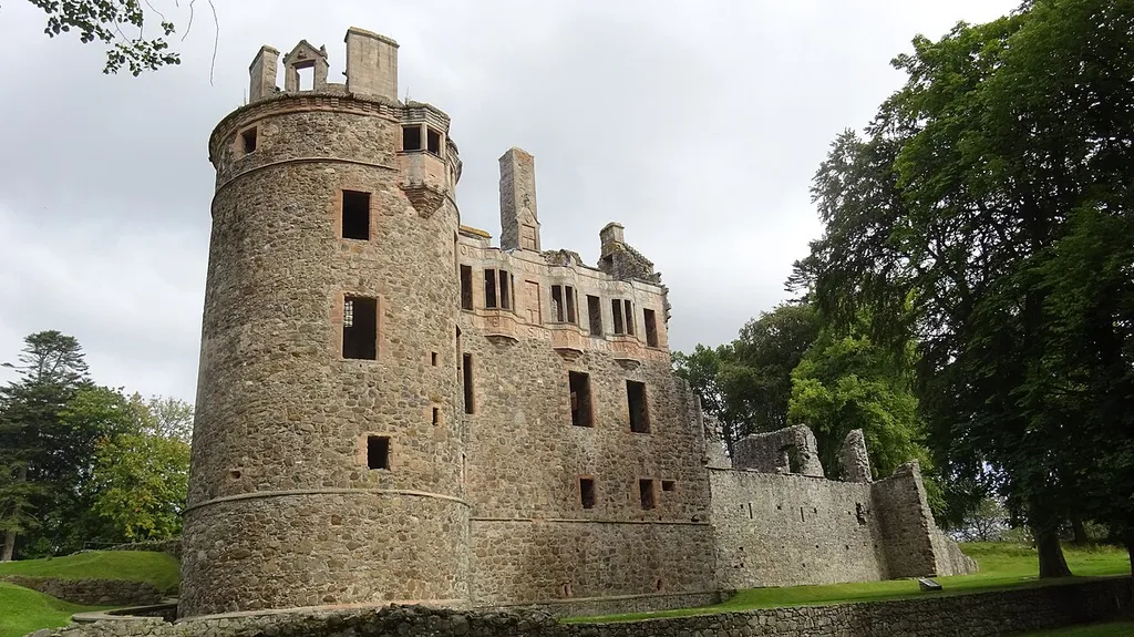 Huntly Castle, Aberdeenshire. 16th century section. Built by Gordon Clan.