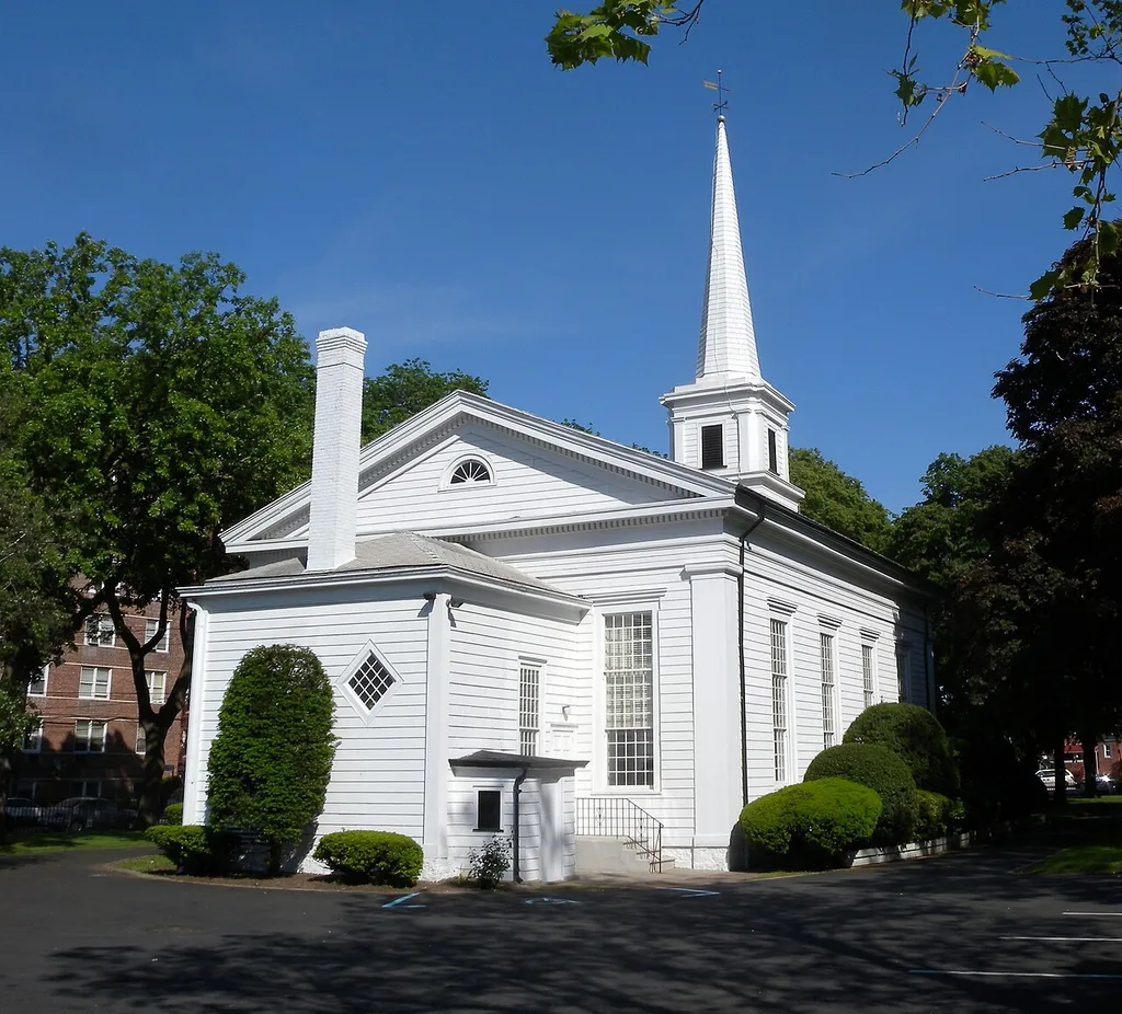 Looking east at Flatlands Dutch Reformed Church on a sunny afternoon. See also File:DRC Flatlands upsun jeh.JPG.