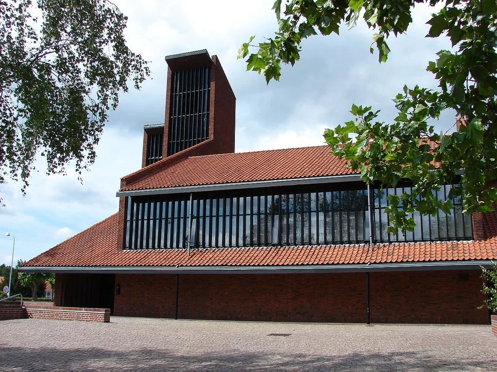 Stengård Kirke. Kirkeskibet samt kirketårnet