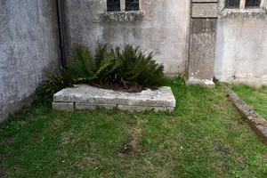 Salter Tomb Chest 0.5 Metre East Of Nave Of Parish Church