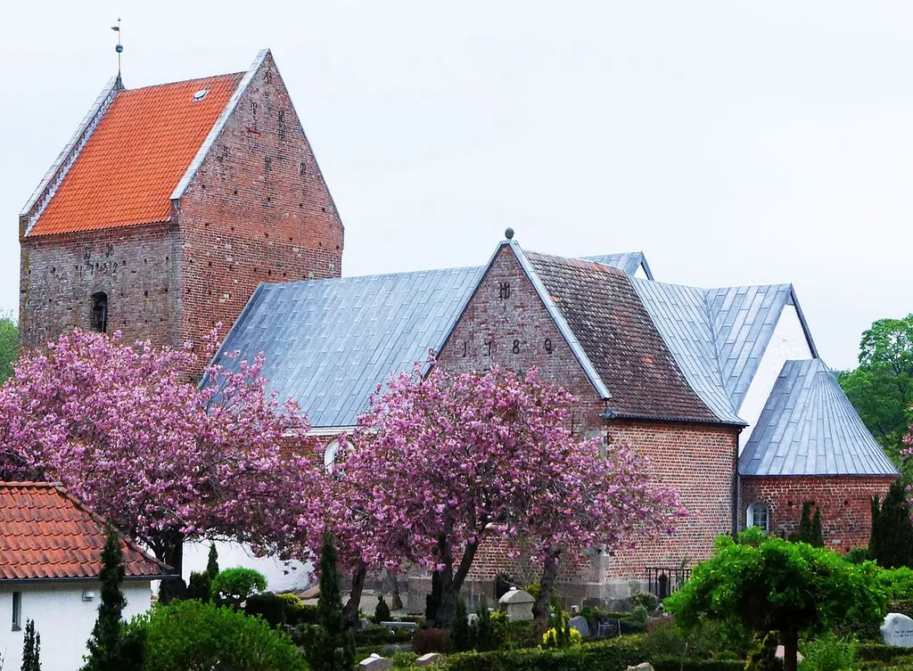 Marie Magdalene Kirke forår