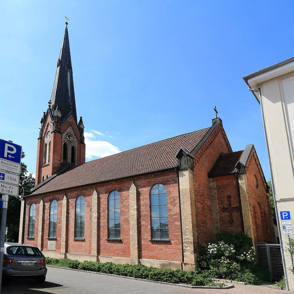 Neuenhäuser Kirche von 1710, denkmalgeschütztes Gebäude, ID 34377469, Celle, Kirchstraße 50