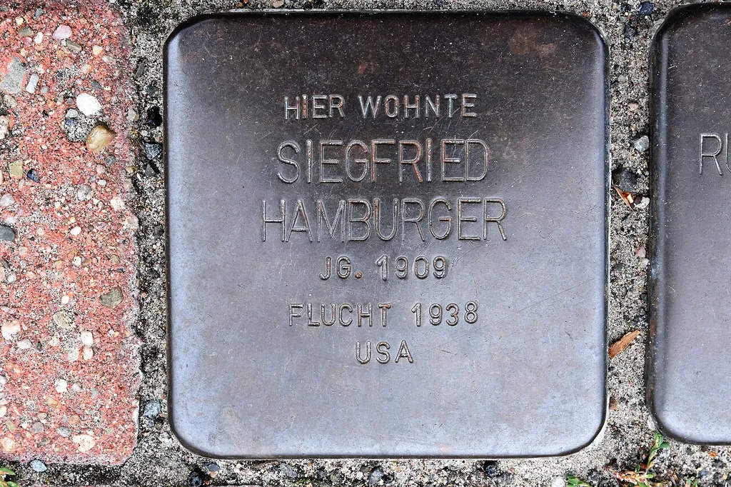 Schorfteichstraße 1, Fürstenau; Stolperstein für Siegfried Hamburger
