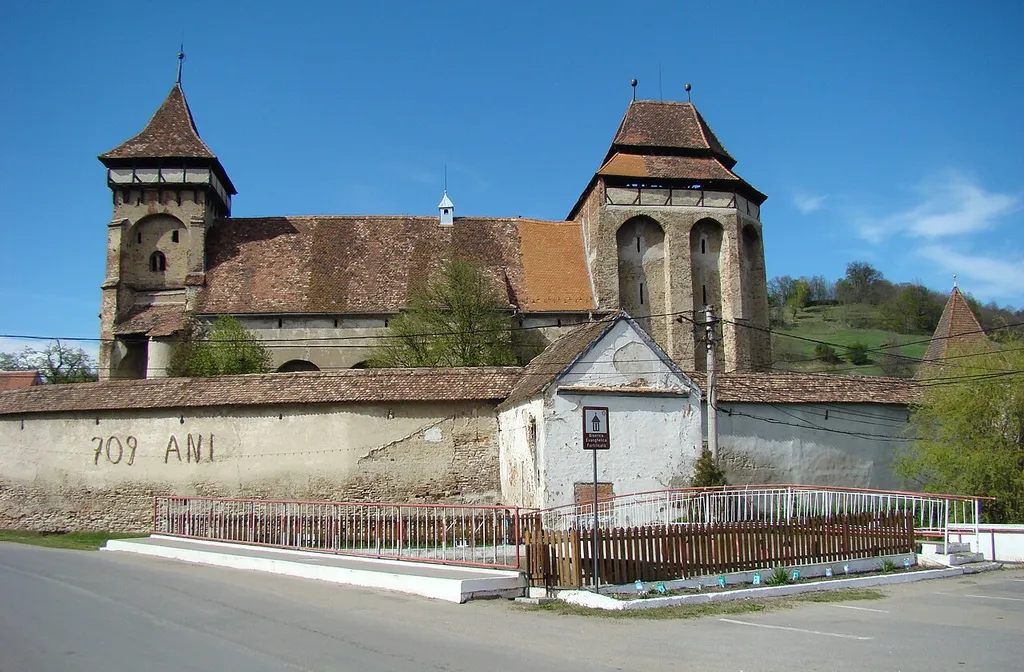 Ansamblul bisericii evanghelice fortificate, sat Valea Viilor; comuna Valea Viilor, județul Sibiu