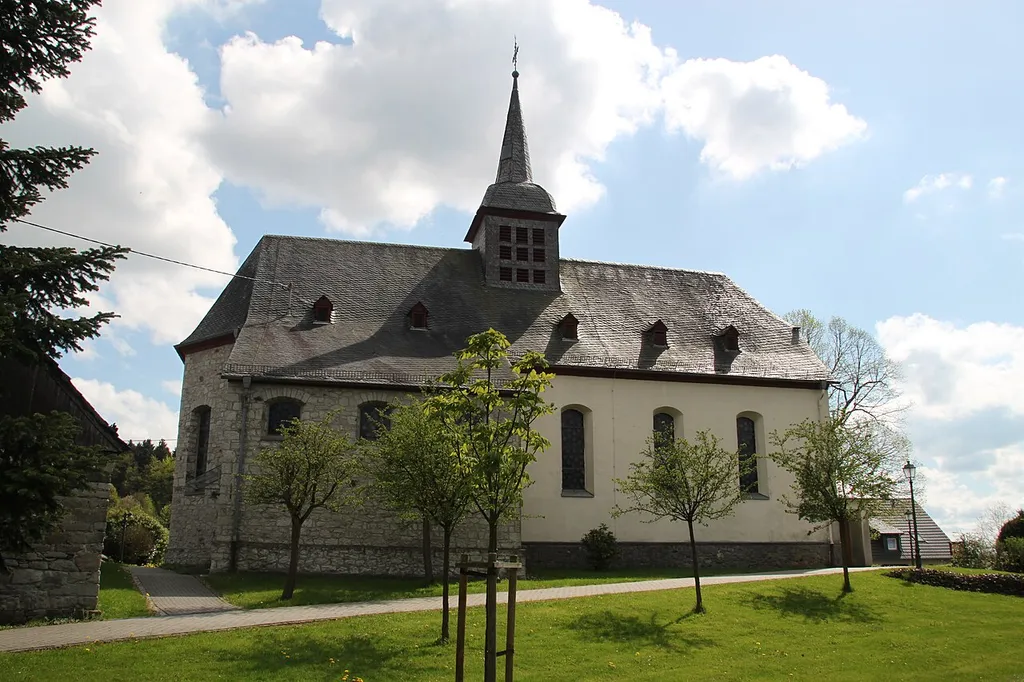 Großholbach, kath. Pfarrkirche Heilige Dreifaltigkeit
