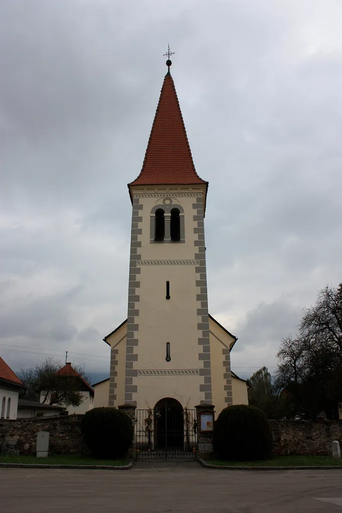 Subsidiary church Saint Martin Locality: Fischering Community:Sankt Andrä
