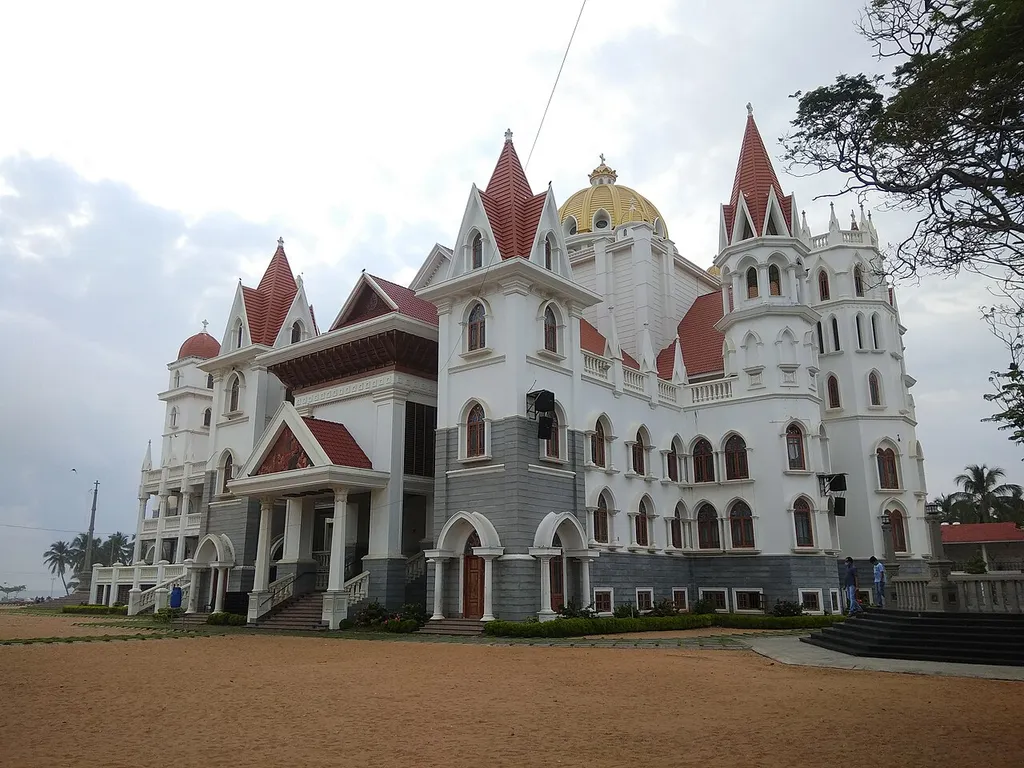 വെട്ടുകാട് പള്ളി