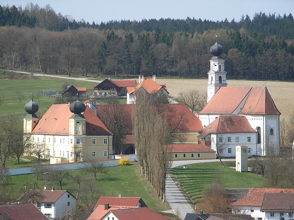 Sankt Salvator (Bad Griesbach), former Premonstratensian abbey with Parish Church of Christ the Saviour from south west.