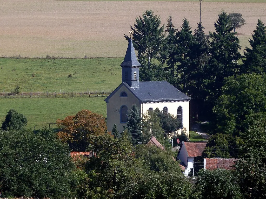 Kirche in Winterbach. Die um 1560 erstmals erwähnte Vorgängerkirche der heutigen Kirche war die Nikolauskapelle