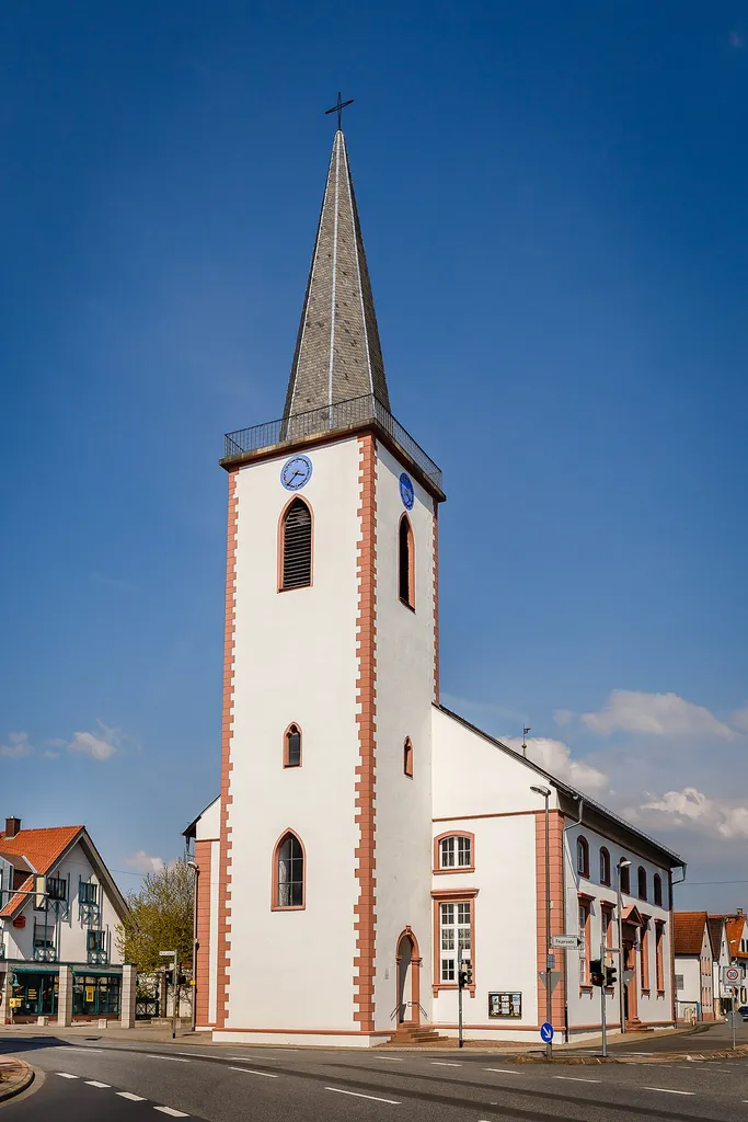 Bild der Sankt Michael Kirche in Dornheim