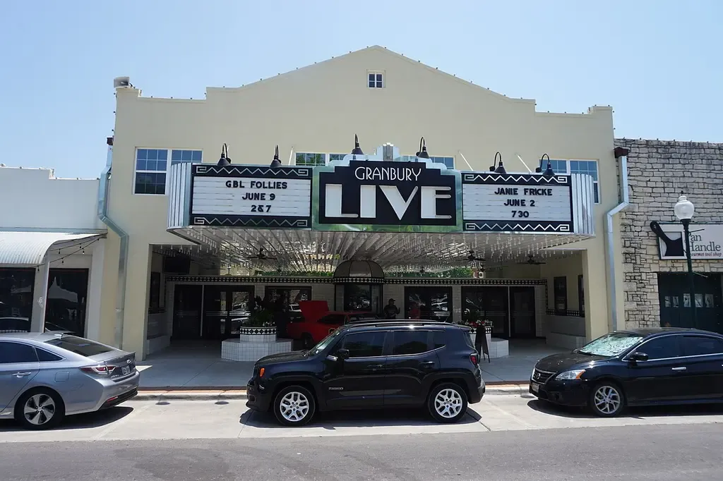 Granbury Live Theatre
