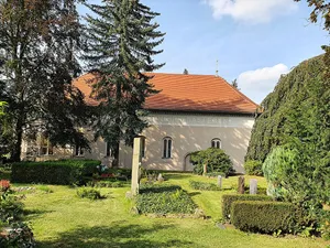 Cemetery church Zum Heiligen Kreuz (Grimma)