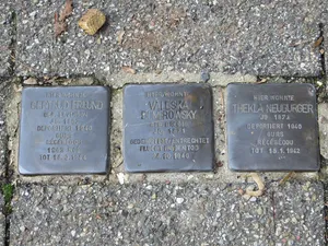 Stolperstein dedicated to Thekla Neuburger