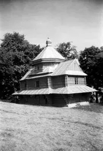 Exaltation of the Holy Cross church, Odaiv