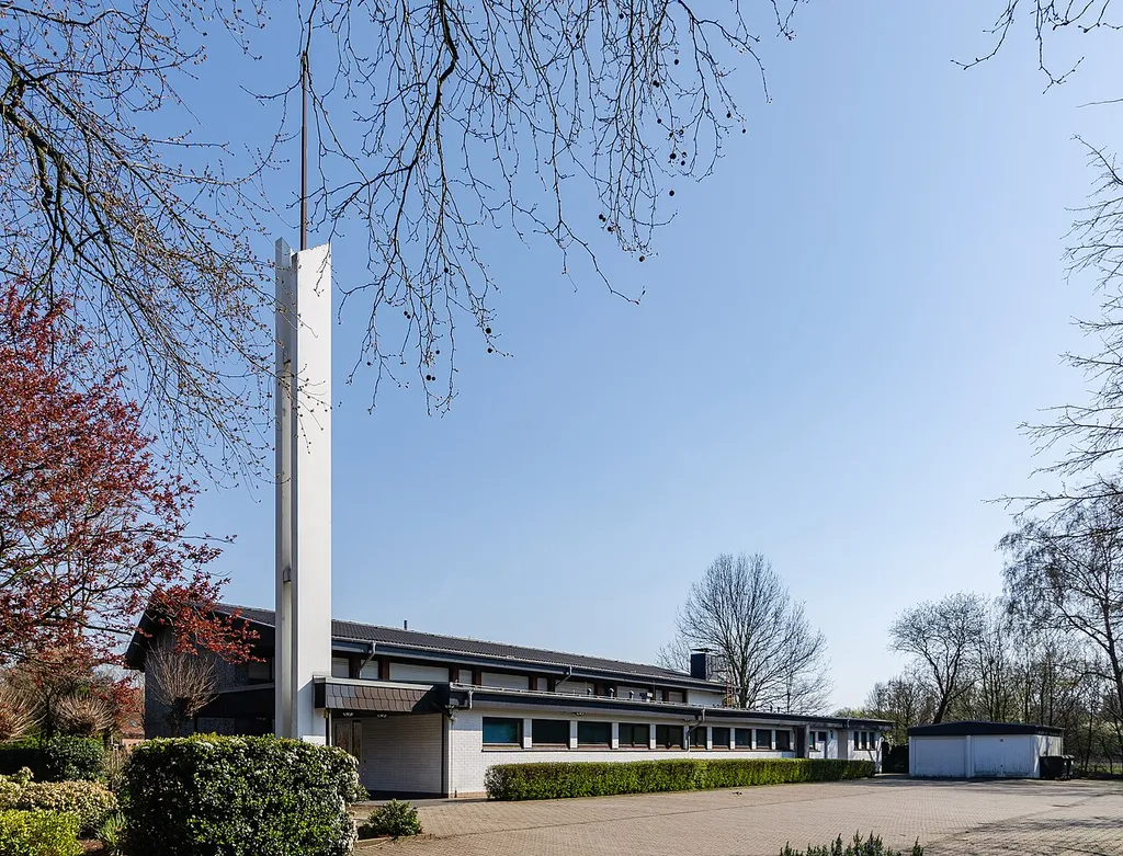 Duisburg (North Rhine-Westphalia, Germany) – borough Mitte, district Neuenkamp – Meetinghouse of The Church of Jesus Christ of Latter-day Saints, for the Duisburg Ward.