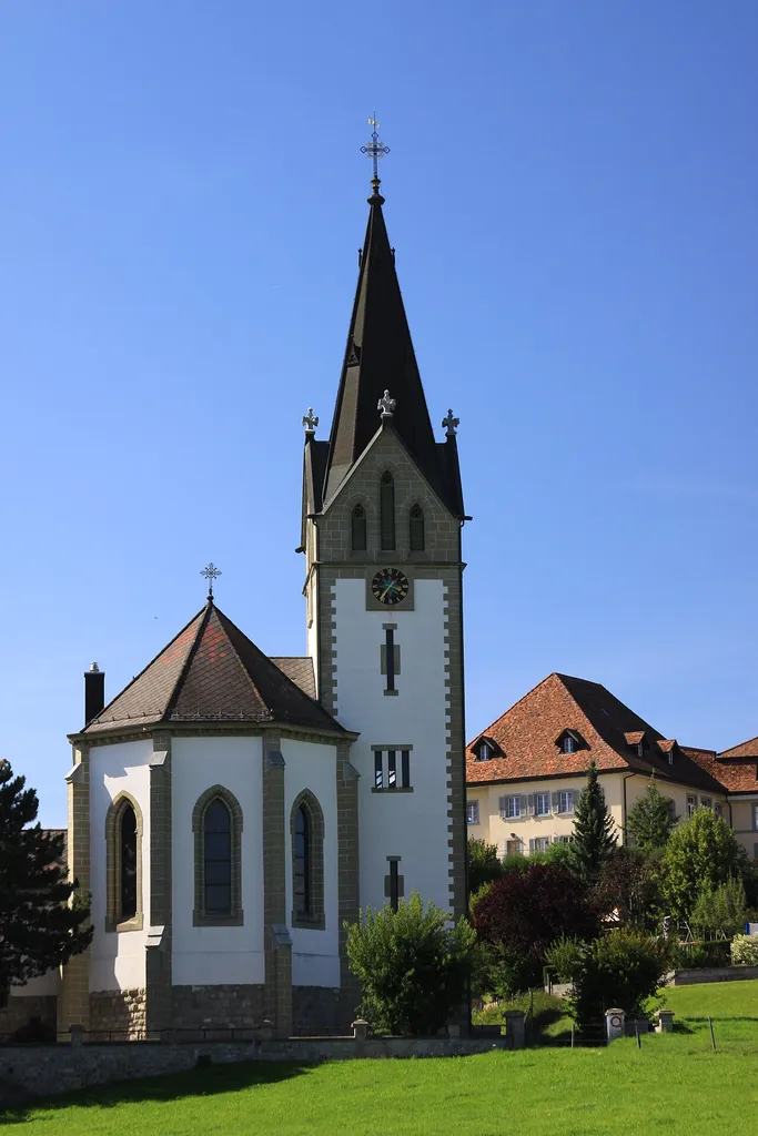 Built in 1905, the Parish Church of St. Michael, Heitenried, is a mixture of gothic and romanesque styles. The architects were Frédéric Broillet and Charles Albert Wulffleff and construction was performed by Firma Perler of Wünnewil. The exterior was restored in 1978 and the interior was renovated in 1981.