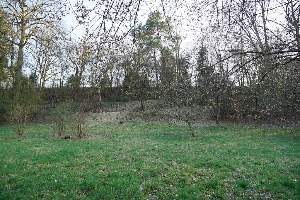Geologischer Aufschluß Burghalden, flächenhaftes Naturdenkmal unter der ID 81150450036 in Sindelfingen.