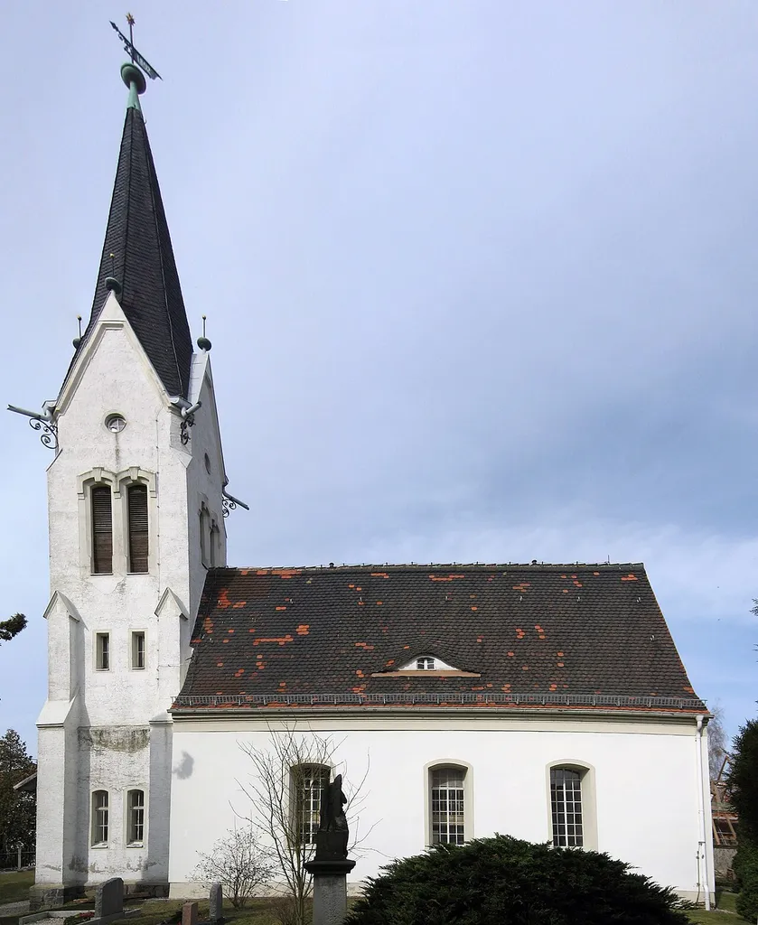 Church Gottscheina, Am Ring