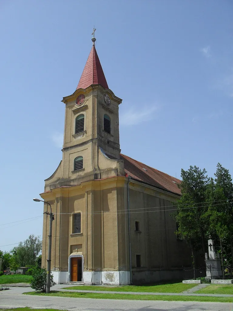 Izsa - katolikus templom