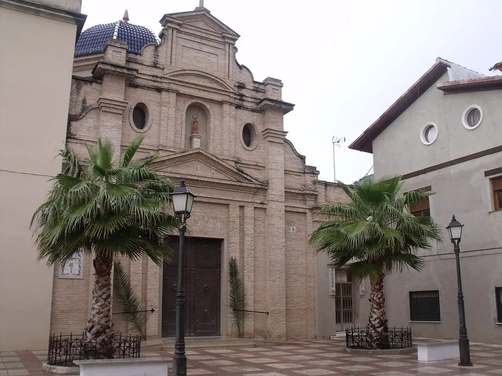 Fachada de la iglesia parroquial