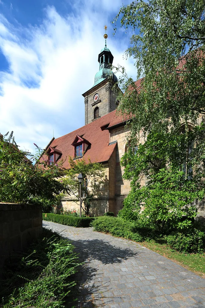 Kalchreuth Kirche St. Andreas This is a photograph of an architectural monument.It is on the list of cultural monuments of Kalchreuth, no. D-5-72-137-1.