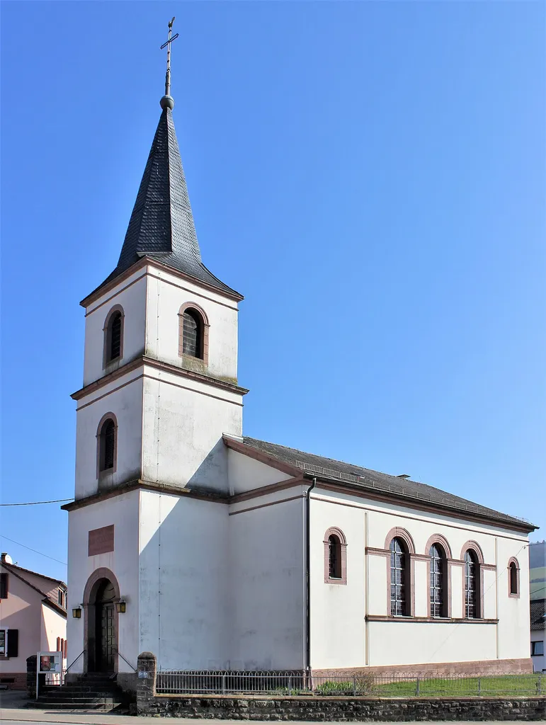 Die evangelische Kirche in Werschweiler, einem Stadtteil von St. Wendel, Saarland